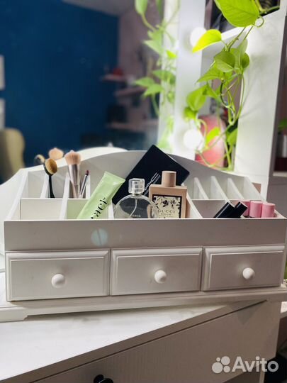 Комод для косметики