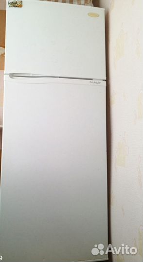 Холодильник бу Daewoo