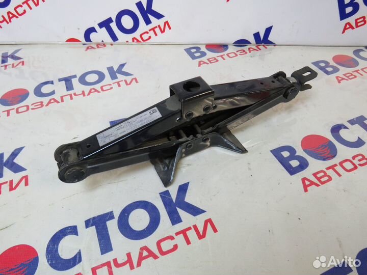 Домкрат mazda bongo SK82M, SK82V, SKF2V, SKP2V