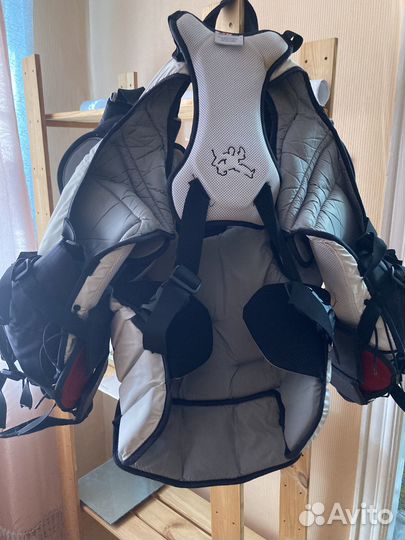 Шорты, нагрудник вратарские