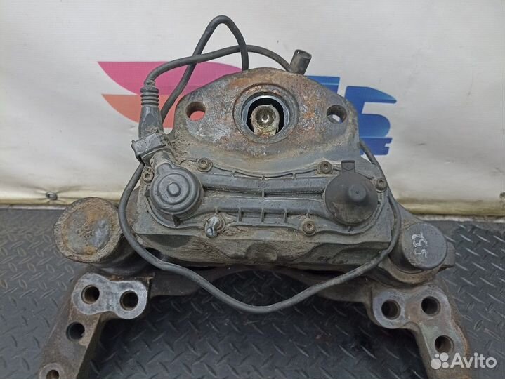 1928816 Суппорт правый