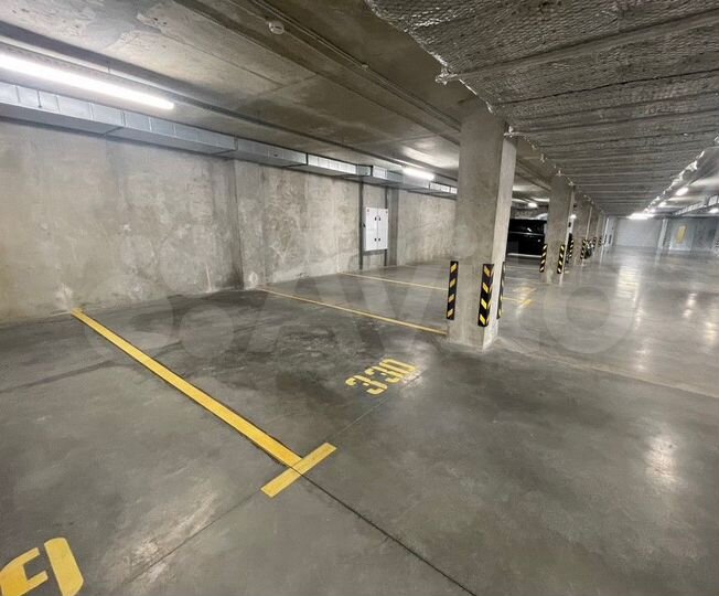 Машиноместо, 13 м²