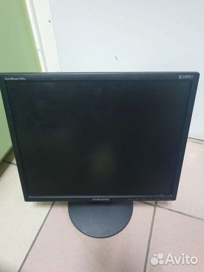 Монитор Samsung syncmaster 943N