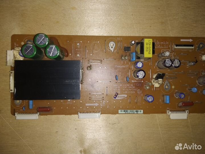 TV samsung ps43d450a2w; le40c530f1w