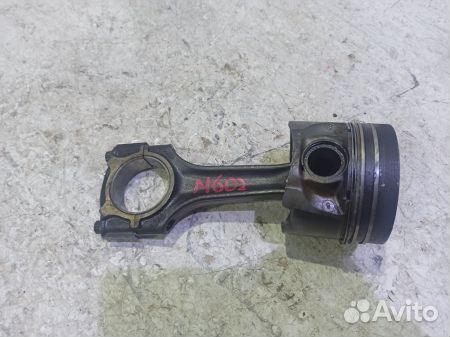 Поршень с шатуном Мерседес