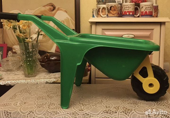 Парта.Тачка для активной игры