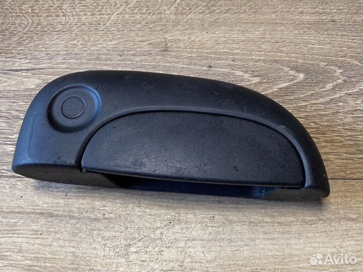 Renault kangoo 1 внешняя правая ручка двери