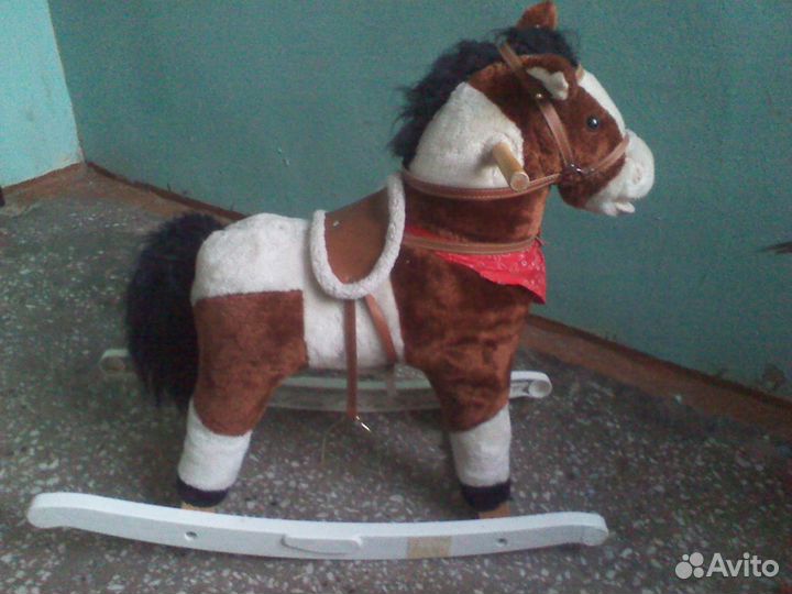 Лошадка-качалка(2)(звуков.эффекты)