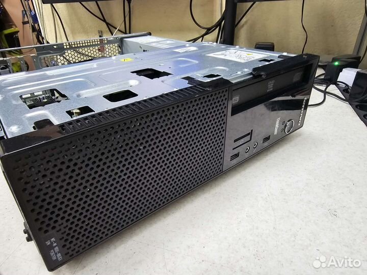 Intel Core i3-4160 8Гб 120SSD Lenovo E73