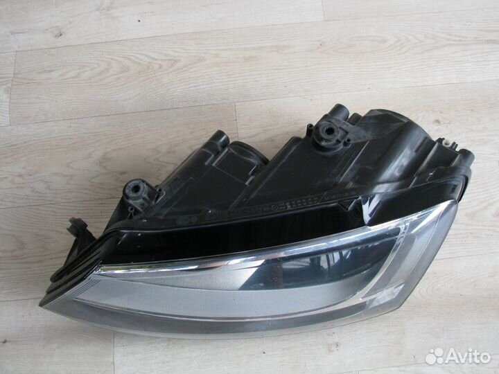 Volkswagen Jetta 6 Фара передняя левая 2010+