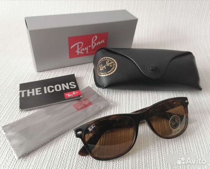 Очки Ray Ban New Wayfarer 2132