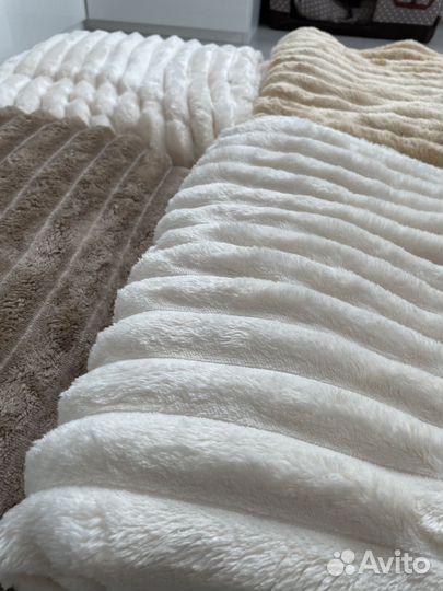 Пледы новые 180х200