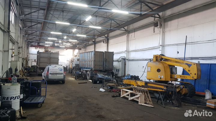 Слесарь по ремонту и обслуживанию спецтехники