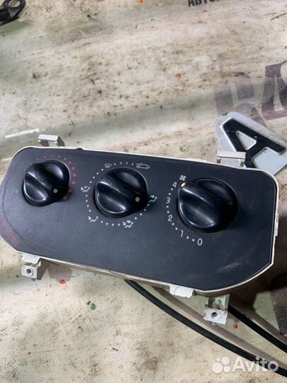 Блок печки с бардачком рено симбол