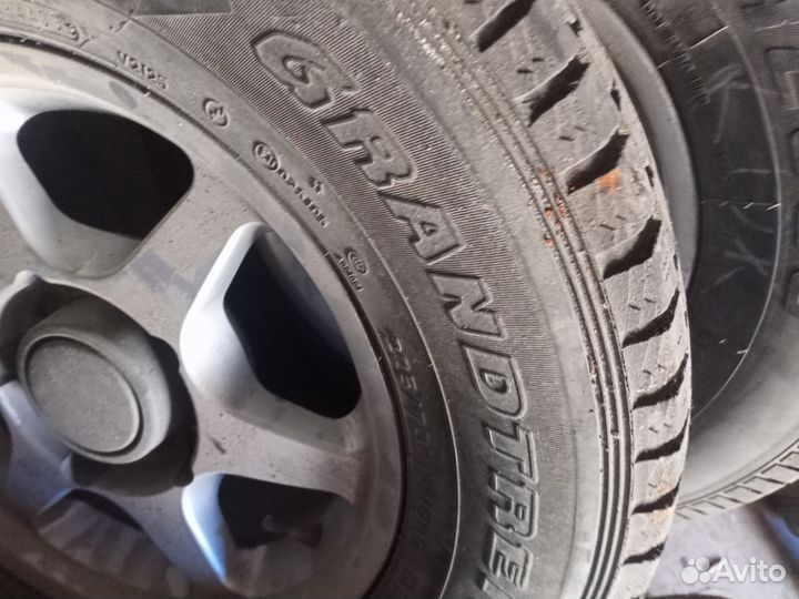 Колеса 215/55/17
