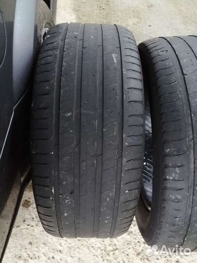 Michelin Agilis 255/55 R18