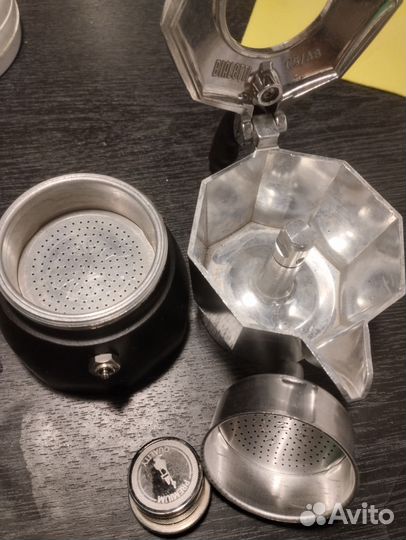 Гейзерная кофеварка