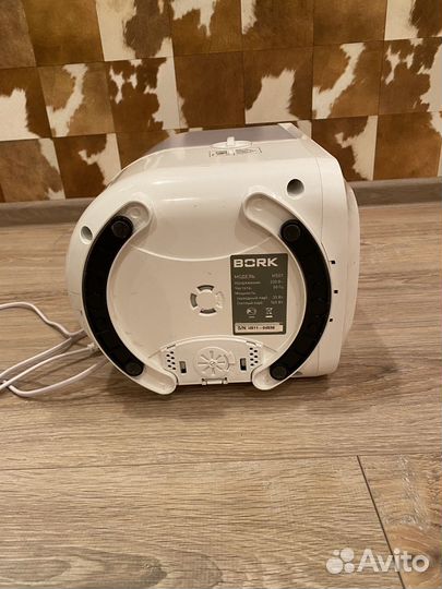 Увлажнитель Bork H501