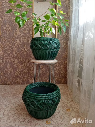 Кашпо садовое