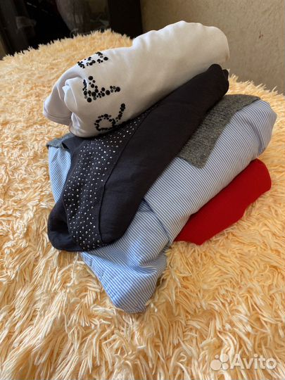 Отдам бесплатно женские вещи пакетом