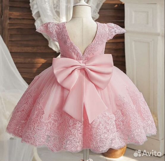 Платье для девочки новое