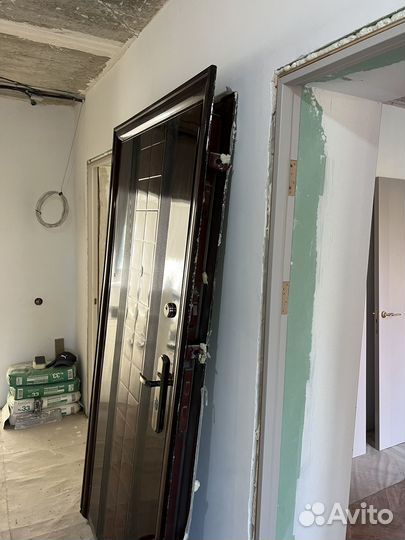 Металлическая дверь бу