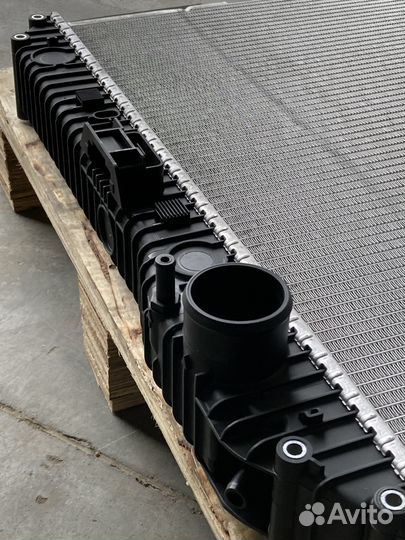 Радиатор системы охлаждения 974x668x42 без рамки \