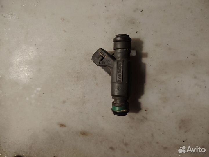 Форсунка топливная Bosch 0280156357 Peugeot 206