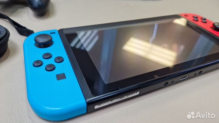 Игровая приставка Nintendo Switch