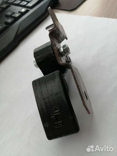 Ручка открытия лючка бензобака на Форд мондео 3