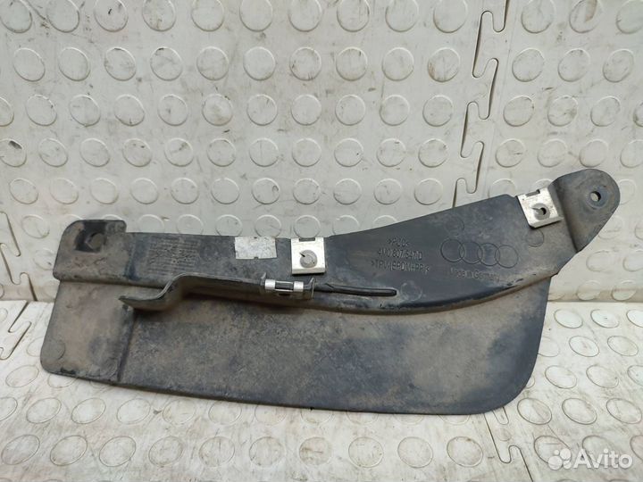 Воздуховод радиатора передний левый Audi Q7 4M