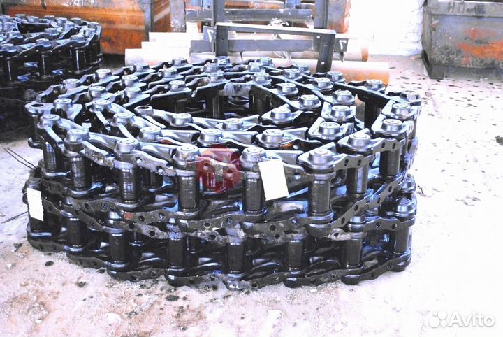Цепь гусеничная E15698B1M00046