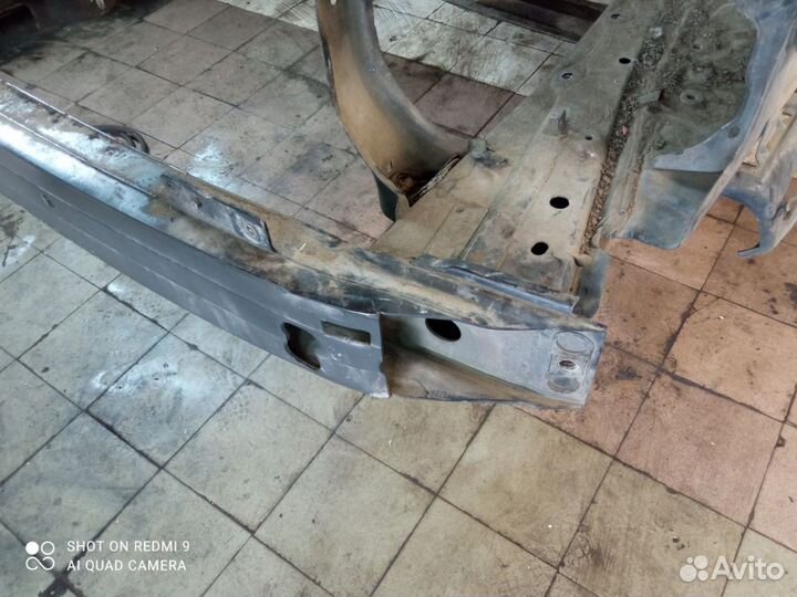 Усилитель переднего бампера Volvo S80