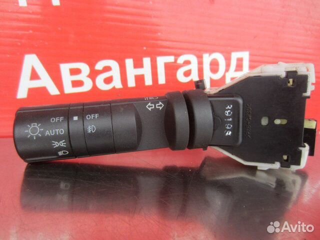 Подрулевой переключатель поворотов Infiniti Fx35