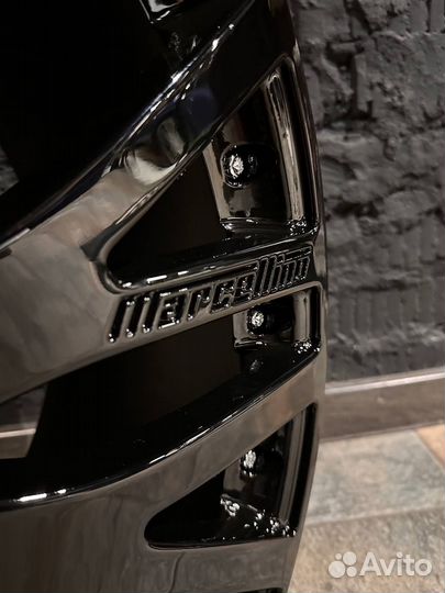 Диски R22 Kahn Design 5x120 для Range Rover