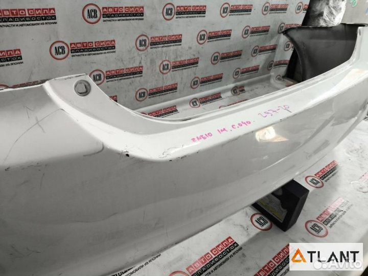 Бампер задний toyota wish