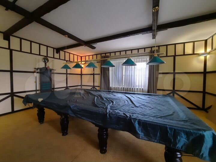 Коттедж 757,5 м² на участке 11,1 сот.