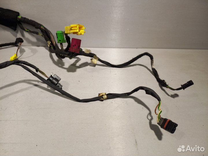 Проводка салона Mercedes Benz C-Class седан 271820