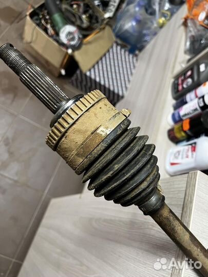 Привод правый Nissan Cube Z10