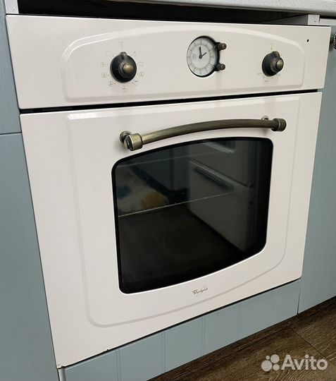 Духовой шкаф