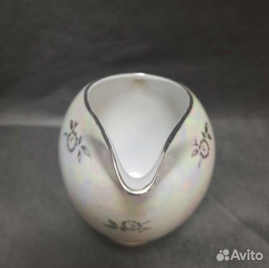 Антикварный фарфоровый молочник, Германия