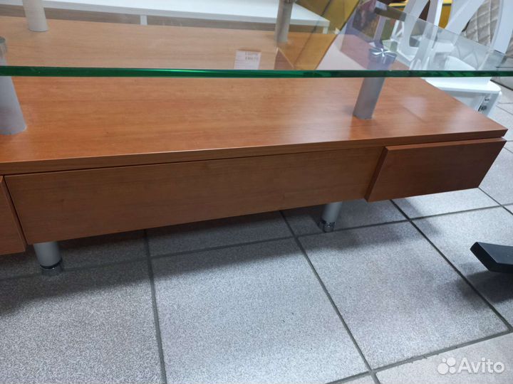 Стол журнальный