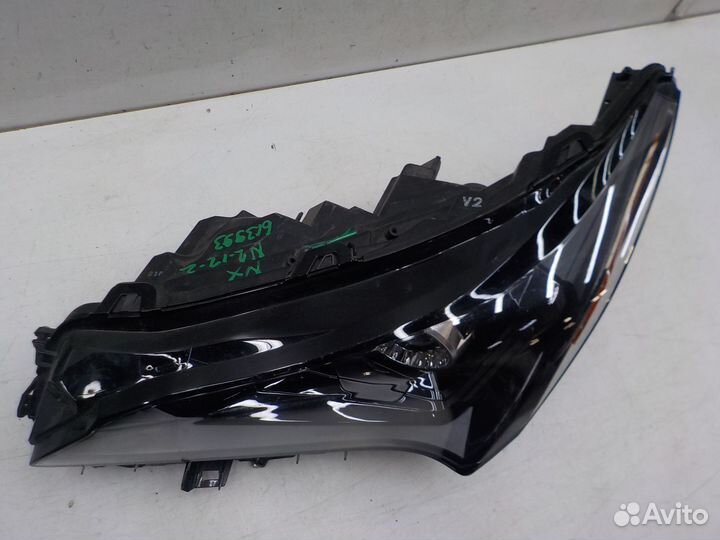 Фара левая Lexus NX200/NX200t/NX300/NX300h