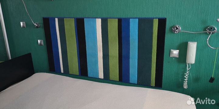 Коврик яркий полосатый