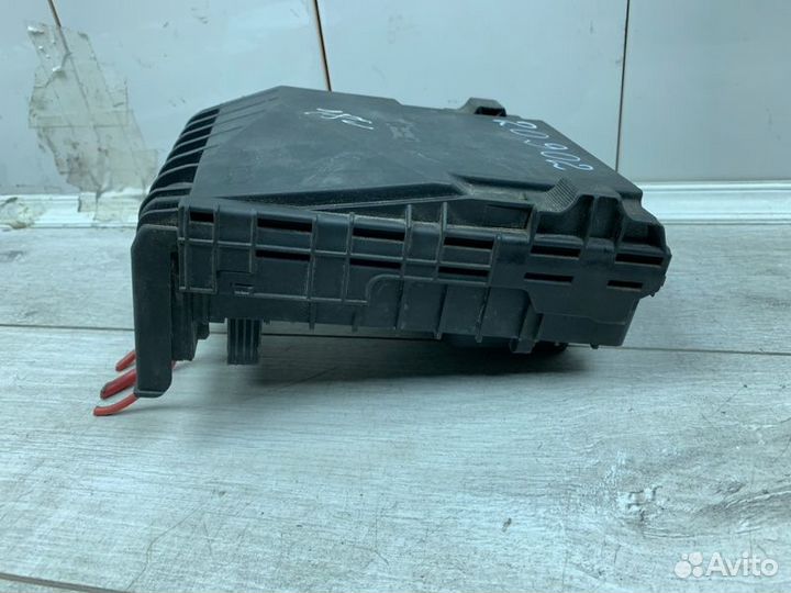 Блок предохранителей Volkswagen Touran минивэн BLS