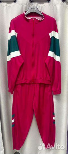 Спортивный костюм в стиле 90-хх