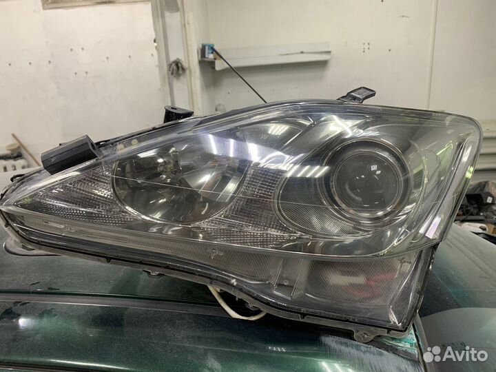 Lexus is 250 фары адаптив ксенон