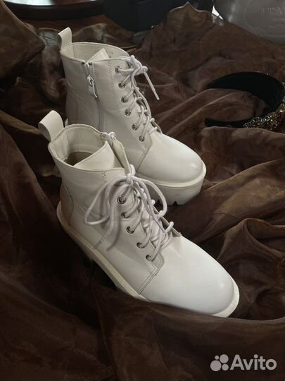 Ботинки ASOS белые