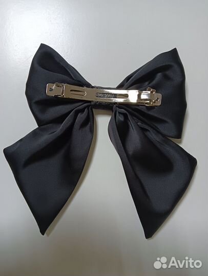 Бант на заколке черный