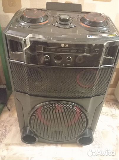 Портативная минисистема LG xboom OM7550